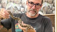 Stefanov ljubimac je dvoglava zmija: Boa je jedinstvena u svetu, šanse da preživi bile su 1 u milion