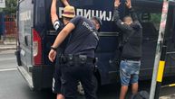 Policajci zaustavili kombi na auto-putu kod Pirota, unutra su zatekli 20 migranata