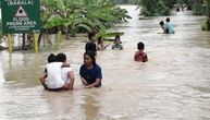 Tajfun "Džolina" poplavio Filipine: Najmanje 12 ljudi nestalo, više od 8.500 evakuisano