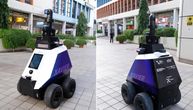 Roboti patroliraju ulicama grada, prate koliko se ljudi gde okuplja i ko puši gde nije dozvoljeno