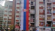 The Serbian tricolor is flying in Kosovska Mitrovica: The flag is 20 meters long and 6 meters wide
