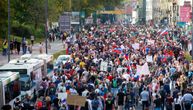Novi protesti u Ljubljani zbog kovid potvrda: Okupilo se nekoliko hiljada ljudi