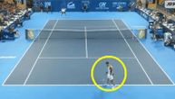 Francuz izveo najluđi servis ikada u tenisu: Ovako nešto nikad niste videli, čak ni od Kirjosa!