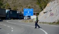 Policija tvrdi: "Metak pogodio kontejner graničara na Jarinju, pucano iz pravca sela Tušnica"