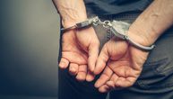 Mladići uhapšeni kod Lučana: Istakali gorivo iz mašina jedne firme