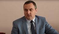 Skandal u Prijedoru: Gradonačelnik podneo ostavku zbog fotografija na kojima guta lekove
