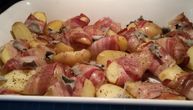 Recept za rolovani krompir u slaninici: Jedan začin daje mu poseban ukus
