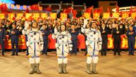 Kina lansirala svemirski brod Šendžou-13: Tročlana posada putuje na šestomesečnu misiju