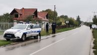 Prvi snimak iz Moravca, gde se traga za ubicama porodice Đokić: Jake snage policije "češljaju" selo