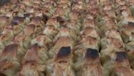 U jednoj pekari u Novom Pazaru dnevno se proizvede čak 10.000 mantija: Za 5 minuta se sve rasproda