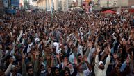 U Pakistanu hiljade Islamista krenulo u protestnu šetnju dugu 350 kilometara