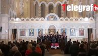 Ruski hor peva "Tamo daleko" u Hramu svetog Save: Anđeoskim glasovima izmamili neviđene ovacije