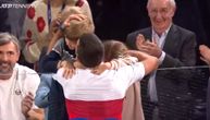 Tara zove Novaka da ga zagrli posle titule: Najemotivnija scena na kraju finala