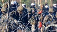 Haos na granici: Migranti probili ogradu i nasilno ušli u Poljsku