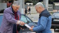 Cane iz Užica za 4 godine prodao čak 8.000 knjiga na ulici: Profesor književnosti "drži" tezgu