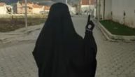 Osuđena "Lavica Balkana": Vrbovala decu sa Kosova za ISIS, mesecima se u stanu krila od nevernika