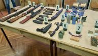 Uhapšen Pančevac zbog držanja oružja: U stanu mu nađen ozbiljan arsenal oružja