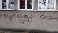 Uvredljivi grafiti protiv Lončara na Kliničkom centru Vojvodine