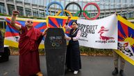Tibetanci stigli do Lozane, izveli performans sahrane Međunarodnog olimpijskog komiteta