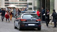 Incident u Italiji: Uhapšen muškarac (88), umesto kovid potvrde u restoranu izvadio pištolj