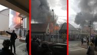 Požar u centru Obrenovca: Gori kineska robna kuća, radnici evakuisani, vatrogasci na licu mesta