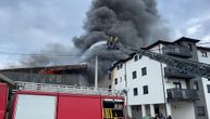 MUP o požaru u centru Obrenovca: Vatru gasi 55 vatrogasaca, poslato 25 vozila