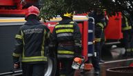 Požar u Ćupriji: Gori zgrada Elektrodistribucije, vatrogasci iz Jagodine pritrčali u pomoć