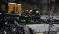 Pronađeno telo druge žene nestale u požaru u Obrenovcu: Potresna scena, suze supruga na zgraištu