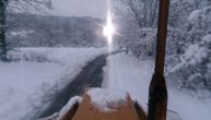 Kako se Srbi brane od vejavice: Traktorima čiste sneg, ograđuju dvorišta zbog klizavog puta