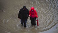 Poplave paralisale SAD: Na zapadu zemlje zatvoreni auto-putevi, strahuje se da ima žrtava