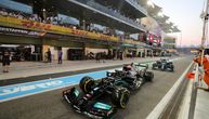Hamilton obišao fabriku Mercedesa: Da li je ovo znak da će učestvovati u Formuli 1 i naredne sezone?