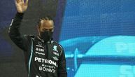 Oglasio se Hamilton i otklonio dileme oko povratka u Formulu 1