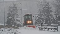 Sneg i dalje otežava saobraćaj u Beogradu: Ekipe neprestano na terenu