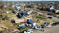 Bebe se krile u kadi, tornado je podigao i bacio: Pronađene su u dvorištu - žive