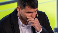 Aguero se u suzama oprostio od fudbala: Slomio se pred kamerama, Laporta ga tešio