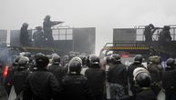 Haos u Kazahstanu: Demonstranti se spremaju za sukobe sa policijom, naoružani ljudi opkolili bolnice