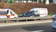 Slike sudara ambulantnog i putničkog vozila: Povređena cela ekipa Hitne, i dete i žena iz drugog vozila