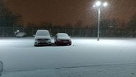 Zabeleo se Beograd: Sneg u većem delu Srbije, u jednom ledena kiša, na snazi narandžasti meteoalarm