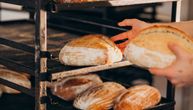 Da li i šta nam cena belog hleba govori o standardu u regionu: Gde je vekna najjeftinija?