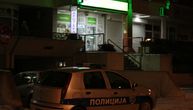 Drama na Novom Beogradu: Razbojnik upao u apoteku i poprskao radnicu hemikalijom