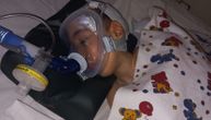 "Blizak rod mi krade novac za lečenje mog bolesnog sina": Mama malog Maksima upozorava humane ljude u Srbiji
