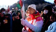 Džeki Čen glavna zvezda Zimskih olimpijskih igara u Pekingu: Nosio baklju, slikao se sa obožavateljima