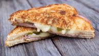 Recept za grilovane sendviče iz tiganja: Jedan sastojak im daje poseban ukus
