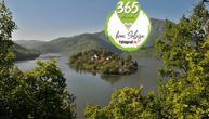 Regata na Zapadnoj Moravi je „mimo sveta“: Kroz bajkovite meandre učesnici plove uzvodno