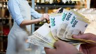 Konobarica iz Bosanskog Broda lažirala pljačku kafića, ukrala 1.700 evra: Nađen deo novca, uhapšen i saučesnik