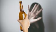 Tuča žena u mostarskom noćnom klubu: Gađale se čašama, jedna udarena flašom u glavu