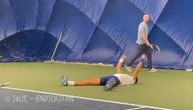 Evo kako se Novak sprema za Dubai: Osvojio poen, pao na beton i poslao protivnika na sklekove!