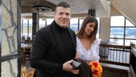 Jelena i Sloba venčanje slave u restoranu pevačevog kuma: Sve je u staklu, a pogled je nestvaran