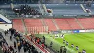 "Ima jedan tim, ceo sam život s njim": Fudbaleri sa navijačima slavili veliku pobedu u Pragu