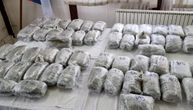 Pao bračni par u Tutinu: Policija im u autu našla 56 kilograma droge, torbe sakrili u gepek